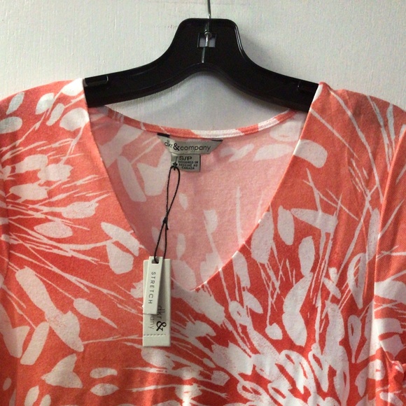 🌟DKR 3/4 Sleeve V-Neck Top - Picture 3 of 7